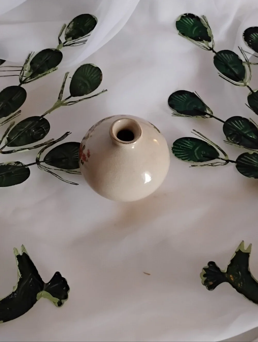 Peacock Vintage 3 Pc. Set/Made In Hong Kong/X2 Metal Tin Wall/X1 Ceramic Vase